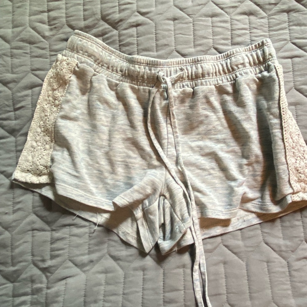 Soft lace shorts